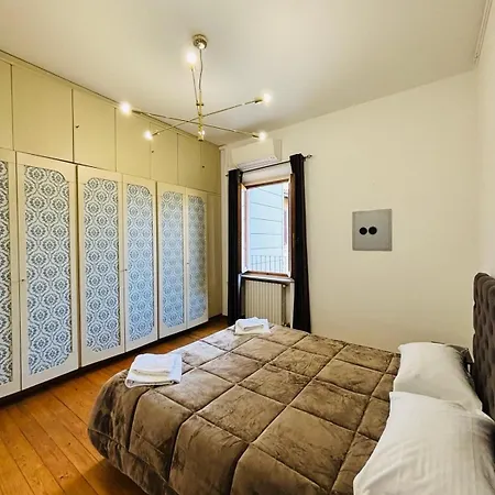 Albizi Bnb Bed and breakfast *